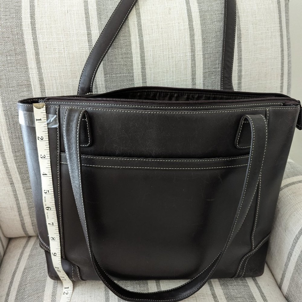 Levenger leather Brown Expresso brief bag. Good condition
